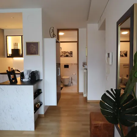 Ausblick Kleinjuwel Mit Panoramablick + Garage Apartment *